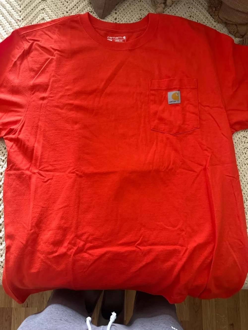 Carhartt Loose Fit T‑Shirt in Vibrant Red-Orange - Picture 3 of 3